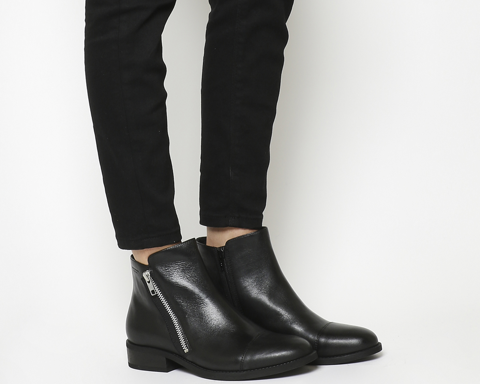 Vagabond Cary Zip Boots Black Leather - Ankle Boots